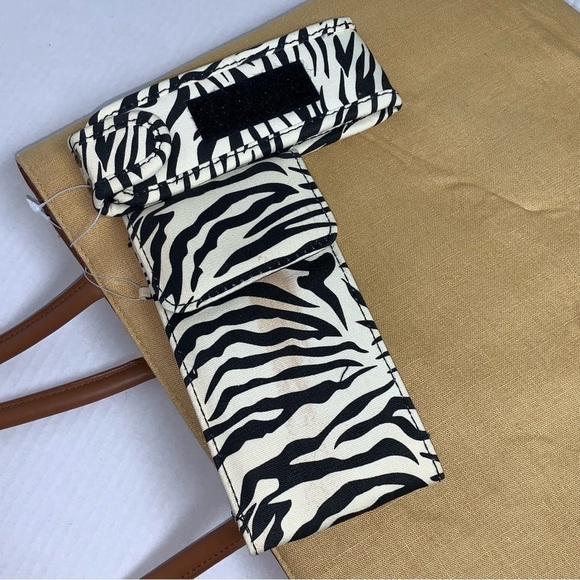 Tan Tote Handbag Brown Leather Straps/Zebra Print Trim Embroidered Giraffe NWOT - Picture 11 of 13